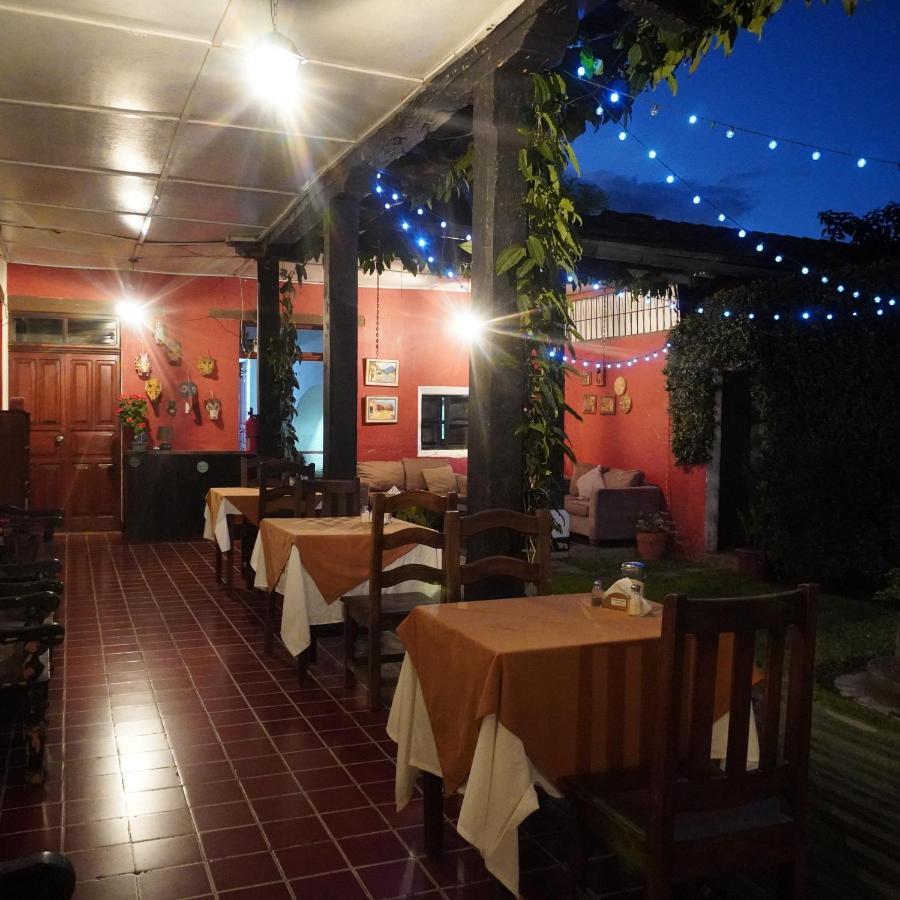 Posada Don Diego Antigua ภายนอก รูปภาพ